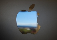 Apple ������ ������� ������ ���������� �������������